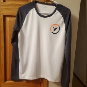 American Eagle Outfitters Men's Size Small White & Gray Wicking Shirt